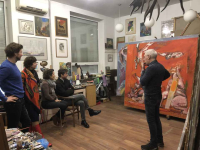 куратор Центра Помпиду Николя Лючи-Гутников, экс атташе по культуре Посольства Франции в Украине Анн Дюрафле, зам. замдиректора МСИО Любовь Заева и директор МСИО Семен Кантор в мастерской у художника В. Рябченко