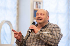 Премия Яна Гельмана
