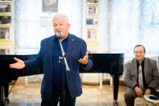Премия Яна Гельмана