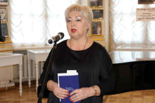 "Білим і чорним хотів би я бути". Літературний музей презентував книгу Михайла Жука