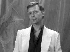 Олег Бухарцев